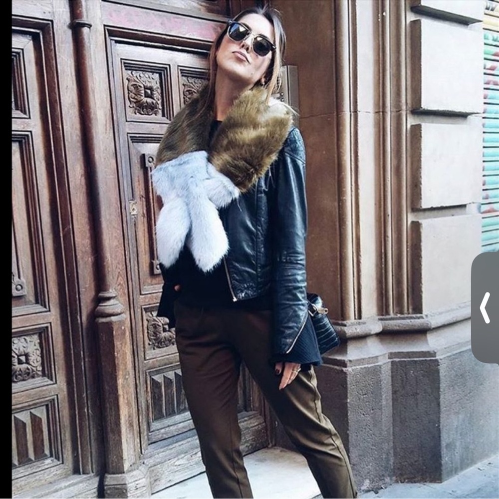 ZARA FAUX FUR OLIVE GREEN BLUE STOLE SCARF
